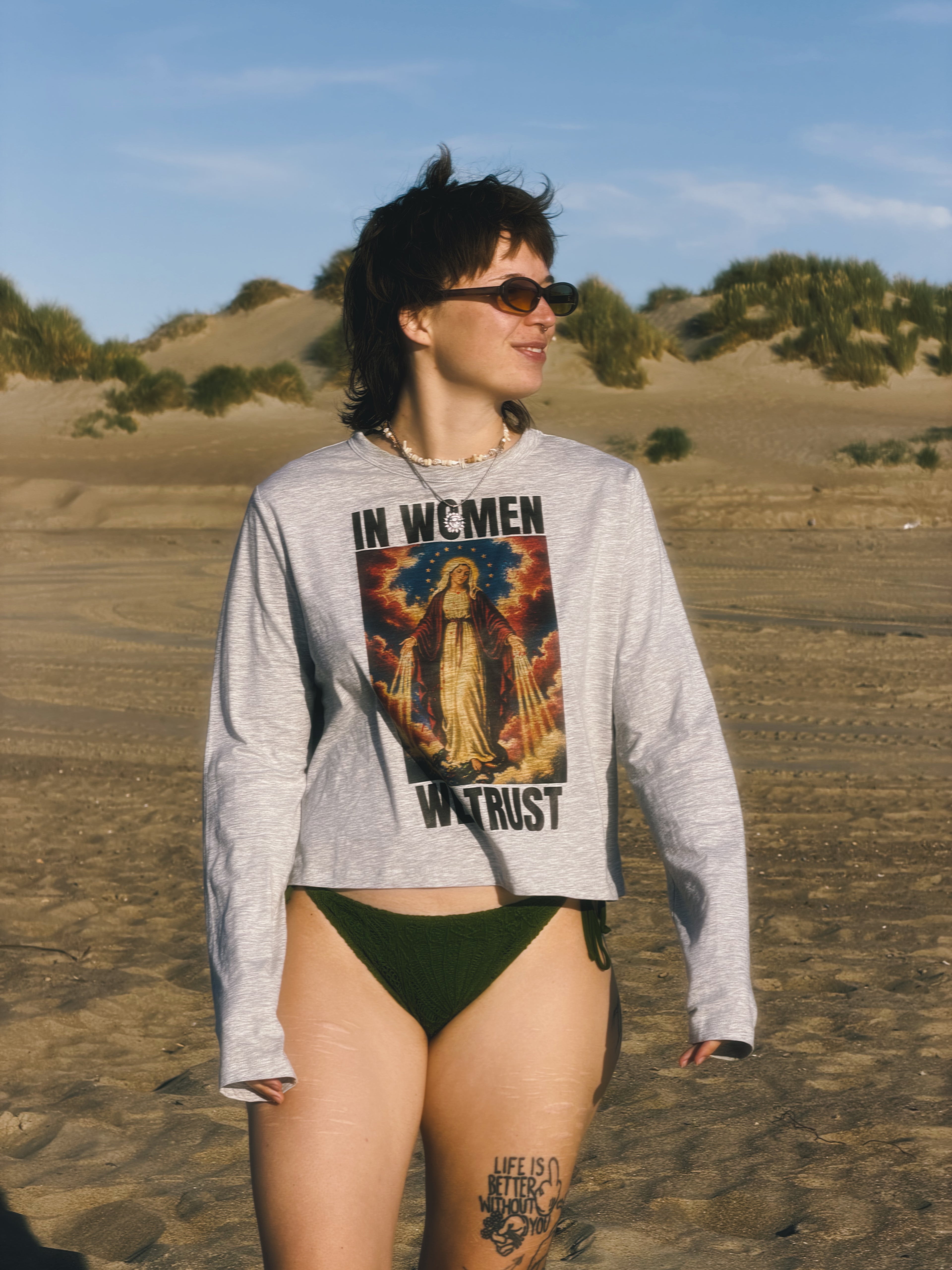 WOMEN T-SHIRT PRINT